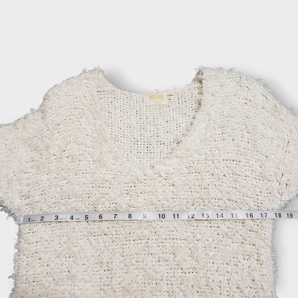 Nation Ltd. Shaggy Fuzzy Short Sleeve V-Neck Teddy Sweater Tee Cream Sz Small - Picture 9 of 12